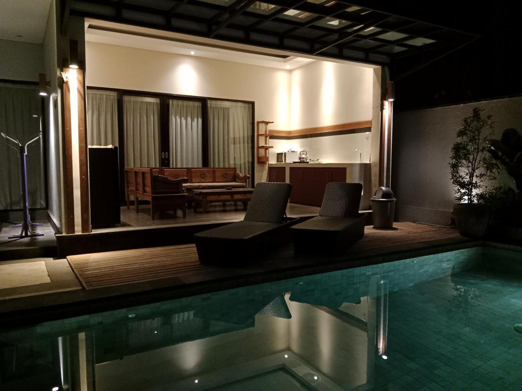 Muaya Villa Джимбаран Экстерьер фото